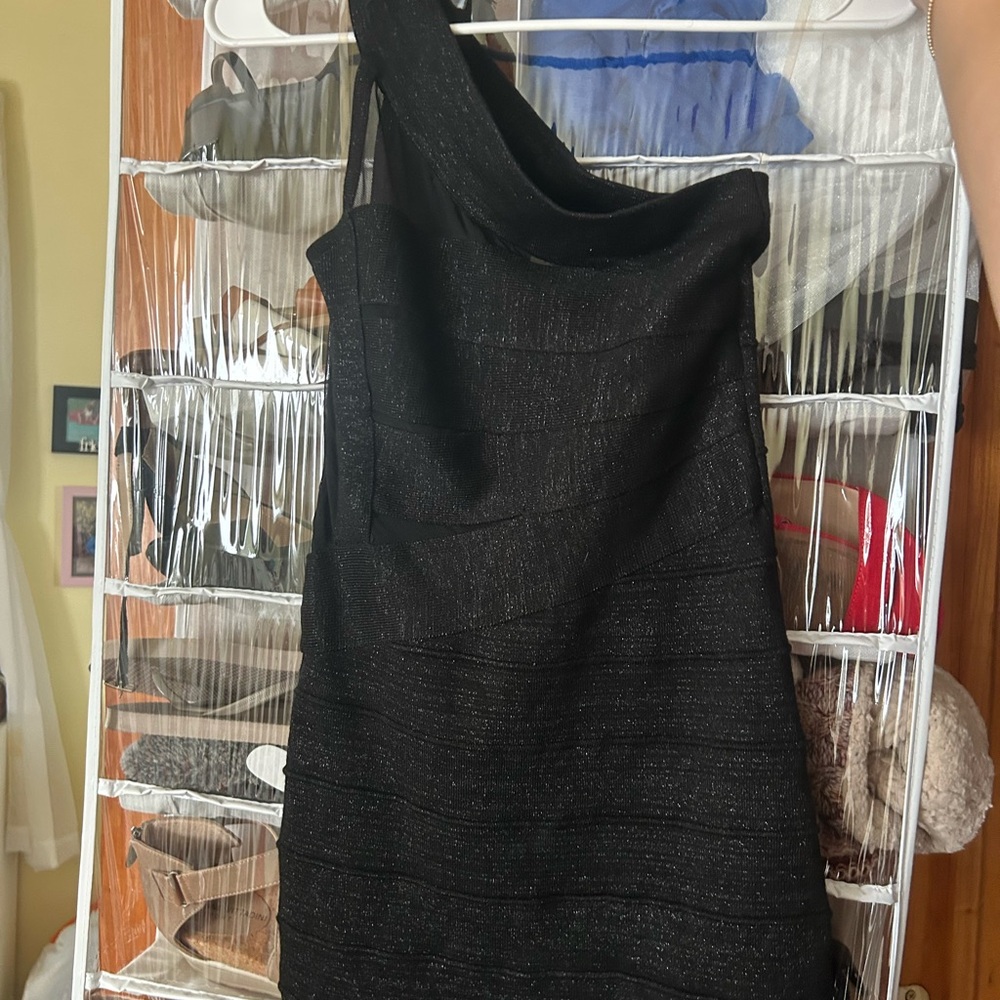 ARDEN B Elegant Black One-Shoulder Dress